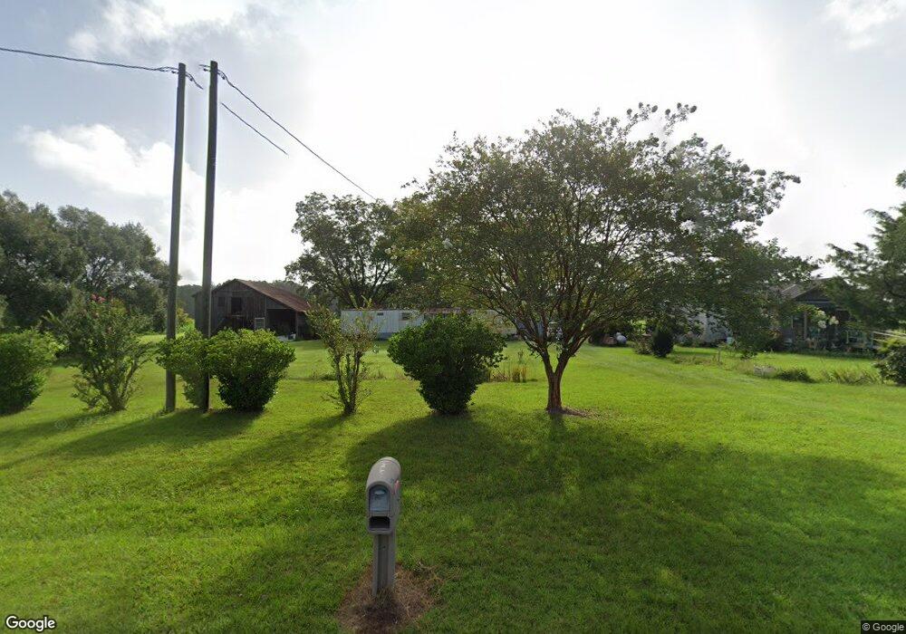 473 Old Dixie School Rd, Alma, GA 31510 - photo 1