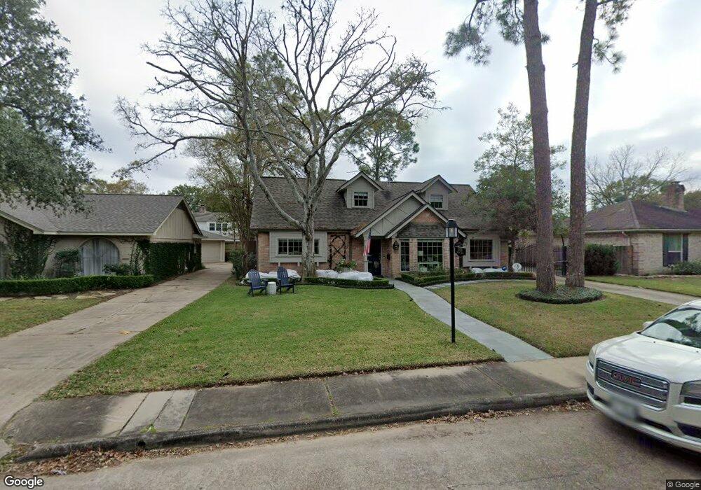 10115 Inwood Dr, Houston, TX 77042 - photo 1