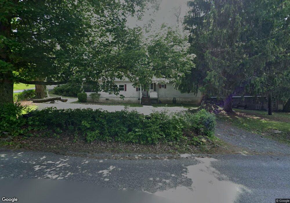 5680 Acorn Dr, Emmaus, PA 18049 - photo 1