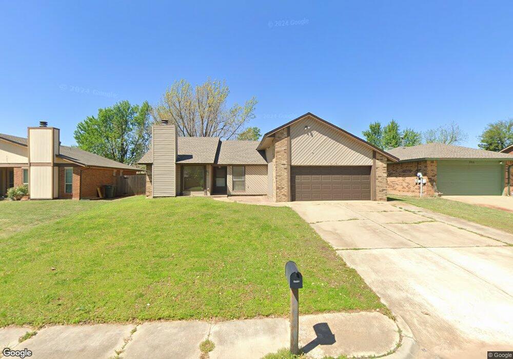 729 Mallard Ave, Edmond, OK 73003 - photo 1