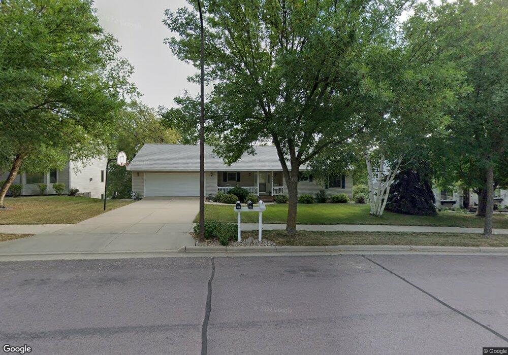 1724 N Jefferson St, New Ulm, MN 56073 - photo 1