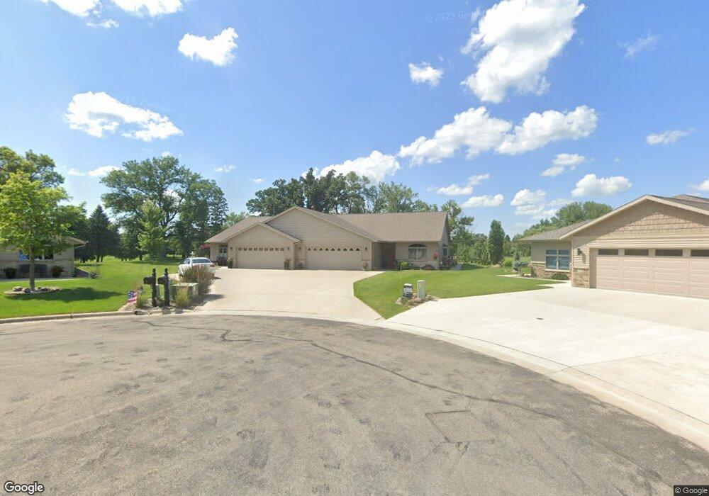 1813 Hale Dr, Albert Lea, MN 56007 - photo 1