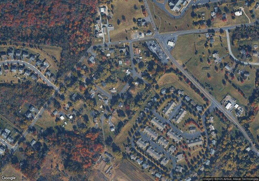 23 Roberta Ln, Royersford, PA 19468 - photo 1