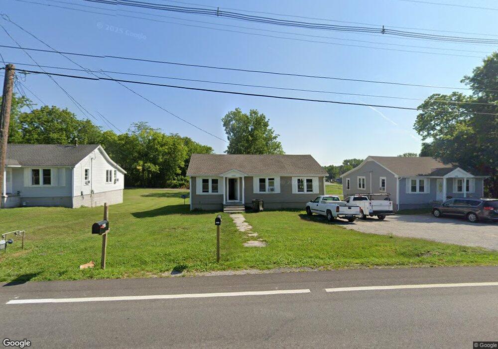 1812 W 7th St, Hopkinsville, KY 42240 - photo 1