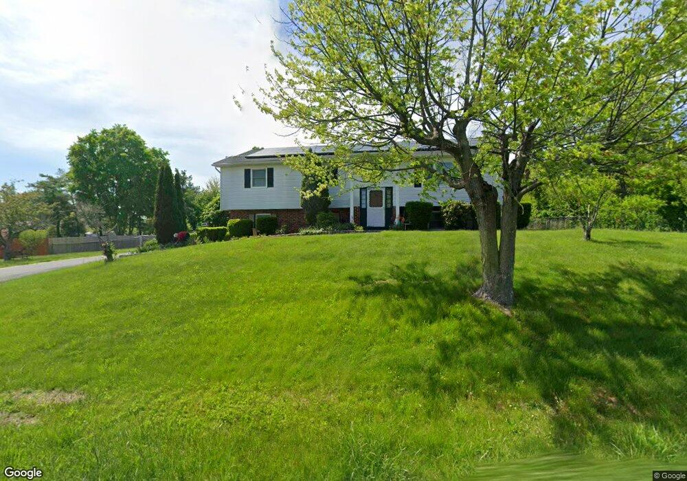 76 Nantucket Dr, Fishkill, NY 12524 - photo 1