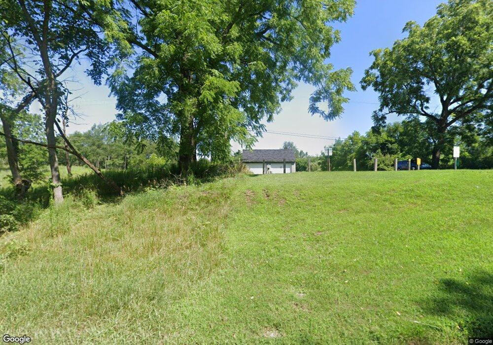 1181 Inwood Rd, Rochester, MI 48306 - photo 1