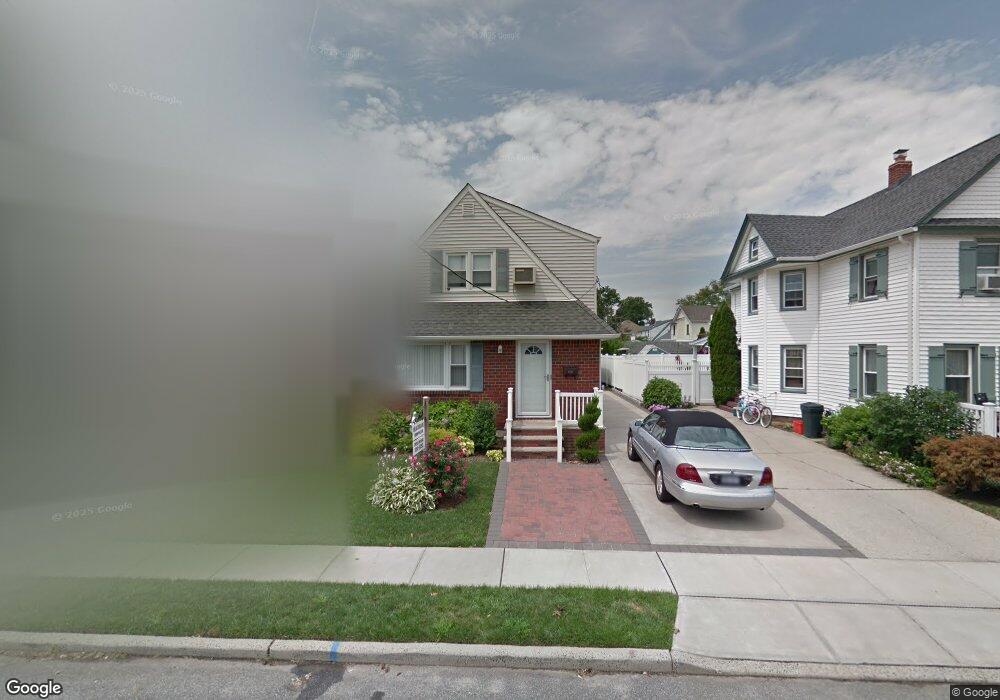 267 Paschal Ave, Franklin Square, NY 11010 - photo 1