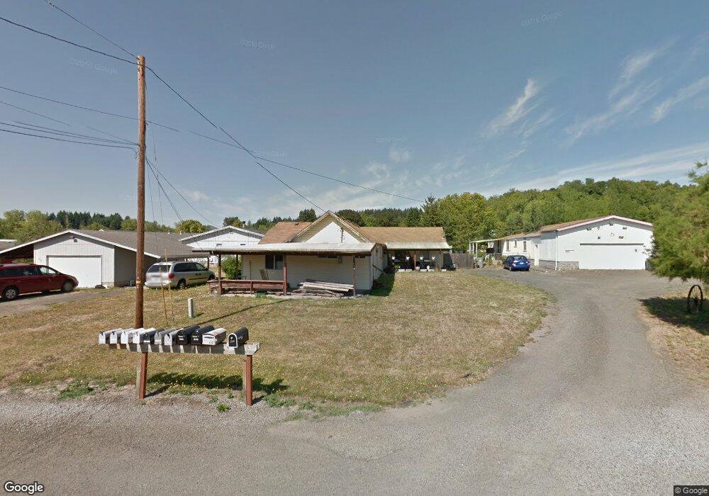 880 N 12th St, Philomath, OR 97370 - photo 1