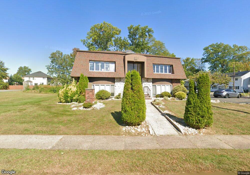 894 Green St unit B, Iselin, NJ 08830 - photo 1