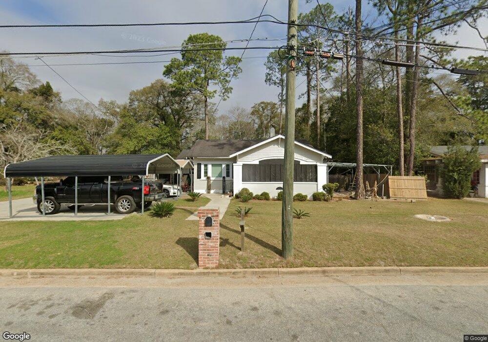 417 Hillcrest Ave, Moultrie, GA 31768 - photo 1