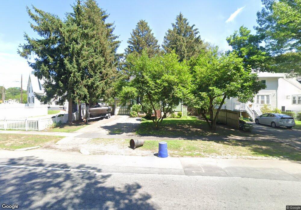 1056 Furnace Brook Pkwy, Quincy, MA 02169 - photo 1