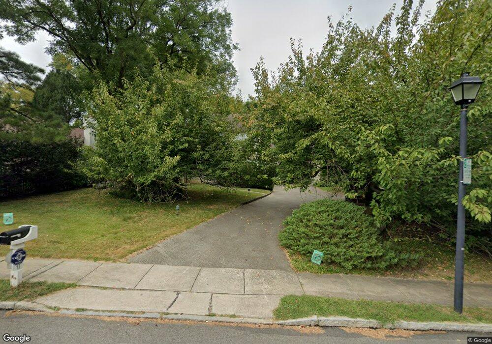 17 Llanfair Cir, Ardmore, PA 19003 - photo 1