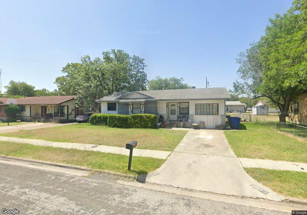 2407 Meadow Ln, Copperas Cove, TX 76522 - photo 1