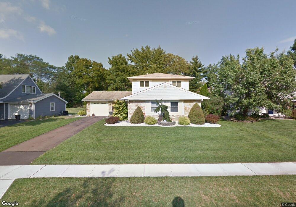 83 Avalon Ln, Matawan, NJ 07747 - photo 1