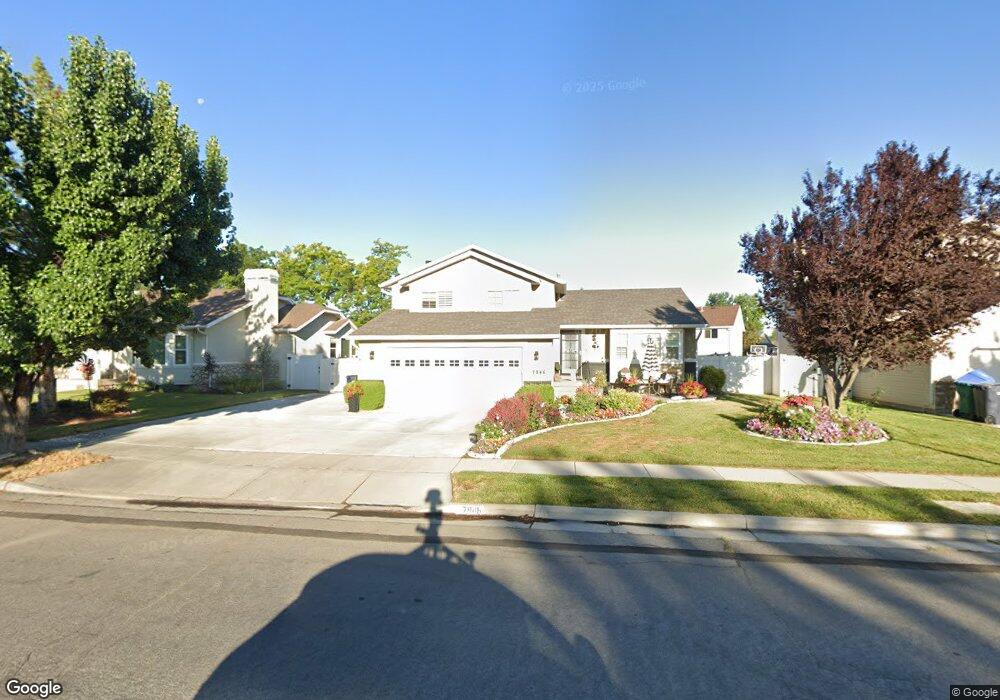 7946 Showcase Ln, Sandy, UT 84094 - photo 1