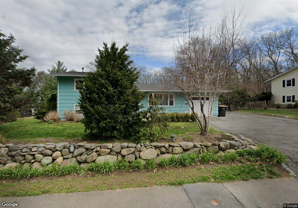 26 Pamela Rd, Framingham, MA 01701 - photo 1