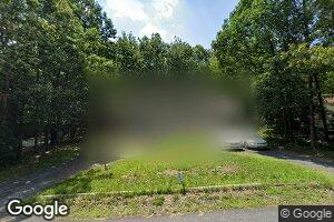 22 Mountain Dr, Mount Pocono, PA 18344