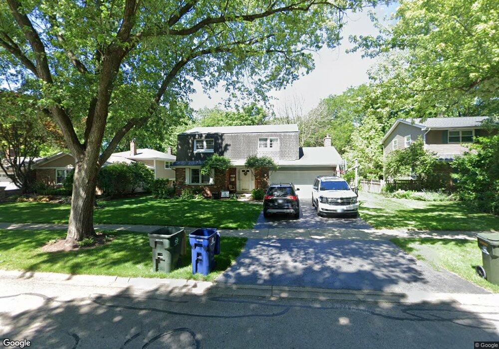 1545 Towhee Ln unit 2, Naperville, IL 60565 - photo 1