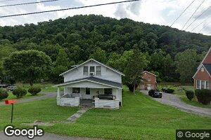 333 Edgewater Dr, Cedar Bluff, VA 24609