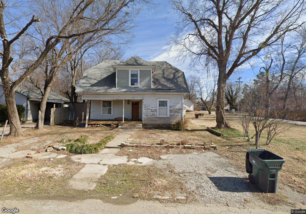 143 S Independence St, Sapulpa, OK 74066 - photo 1