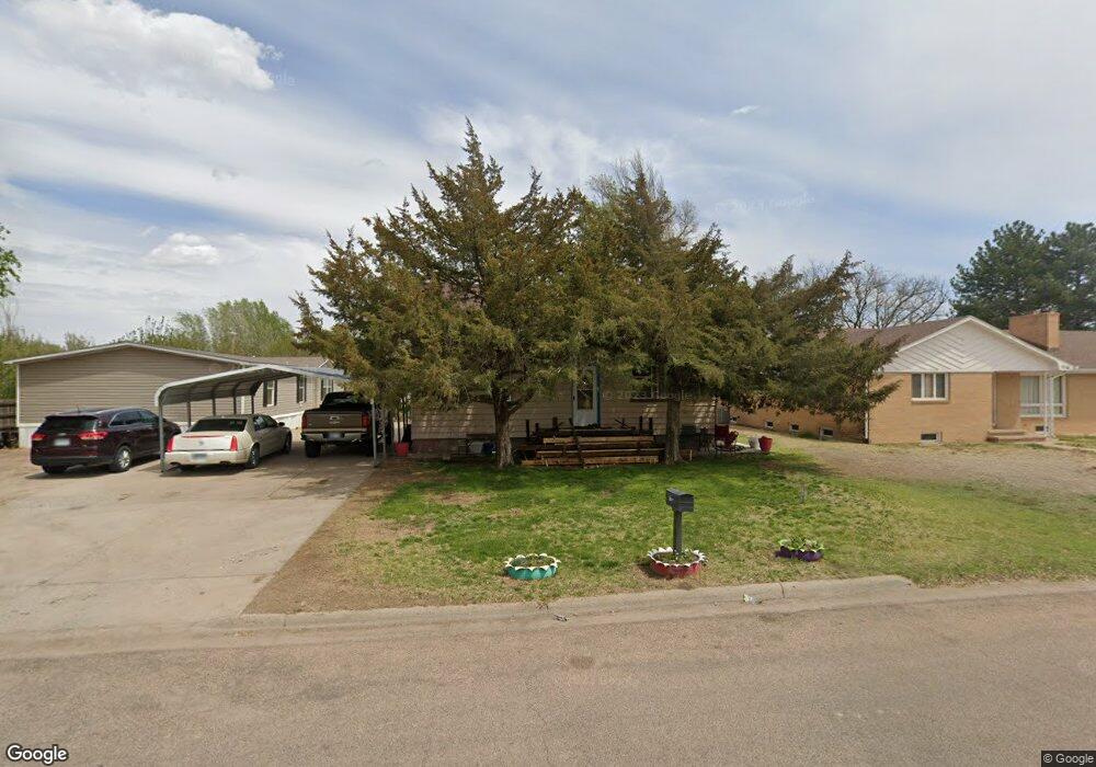 710 S Polk St, Hugoton, KS 67951 - photo 1