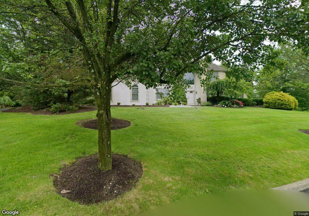 7022 Lehigh Ct, Allentown, PA 18106 - photo 1