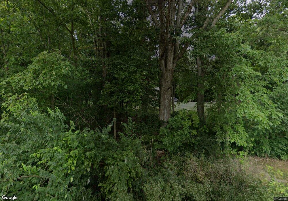 8320 Hursh Rd, Leo, IN 46765 - photo 1