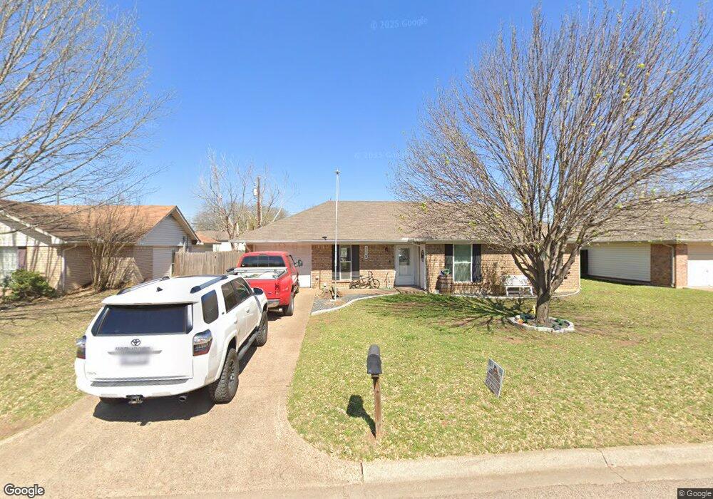 1112 Sandstone Dr, Cleburne, TX 76033 - photo 1
