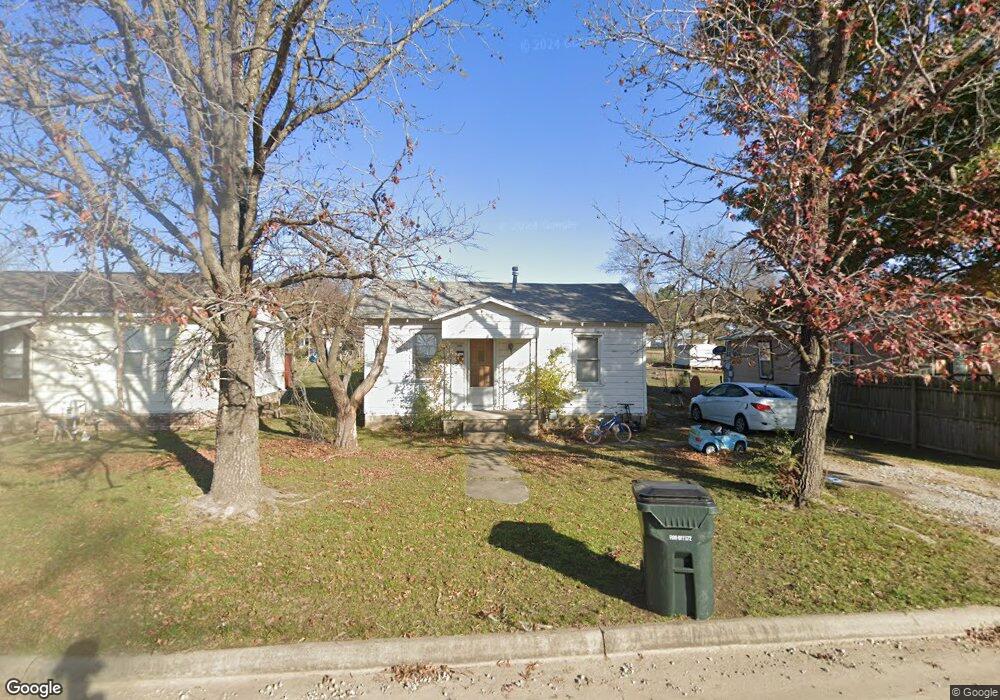 1310 W Gentry St, Henryetta, OK 74437 - photo 1