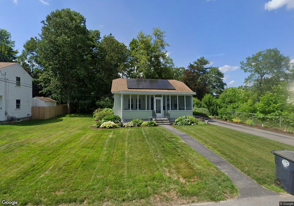 14 Pennichuck St, Nashua, NH 03064 - photo 1