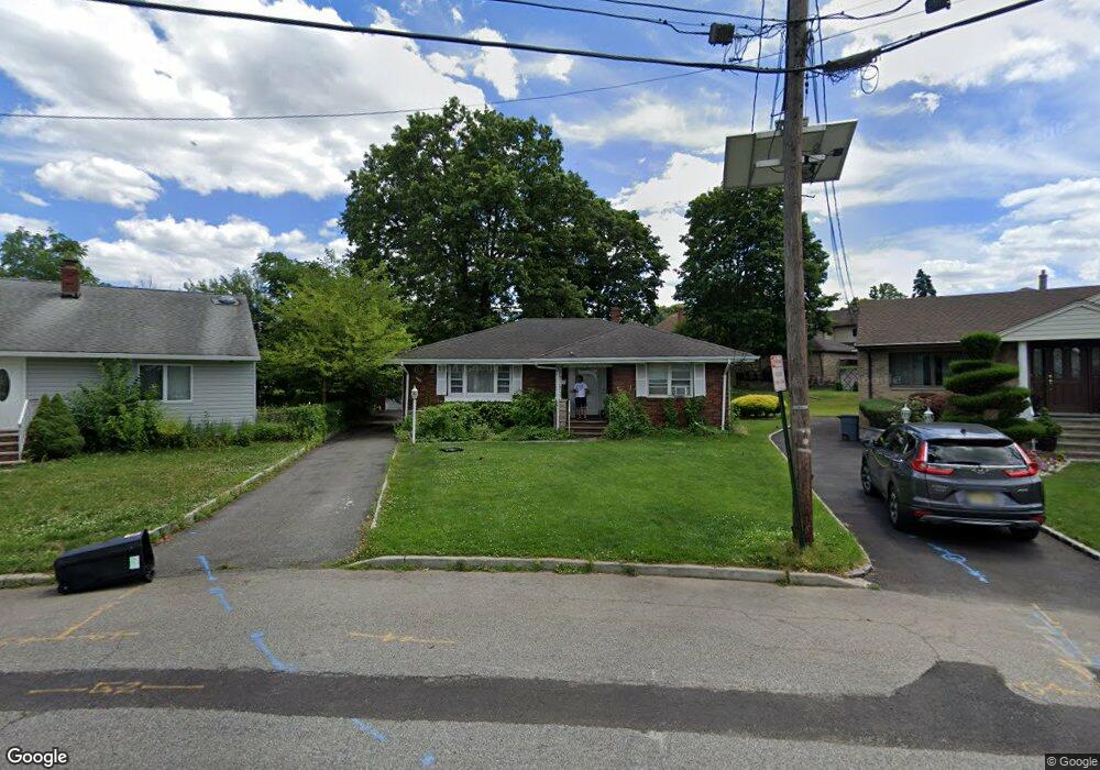 9 Robert Ct, Lodi, NJ 07644 - photo 1