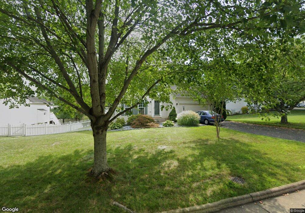 401 Singleton Cir, Warrenton, VA 20186 - photo 1