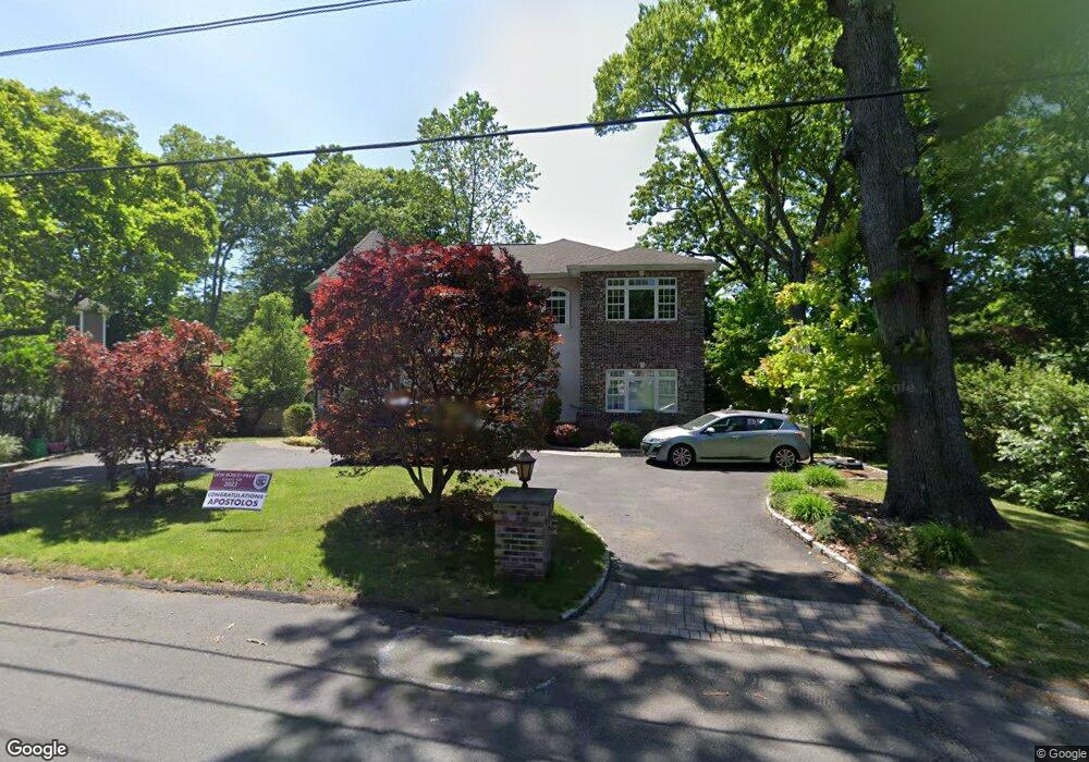 27 Villa Dr, Nanuet, NY 10954 - photo 1