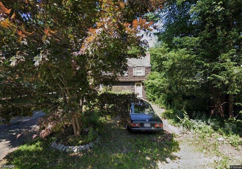 9 Larch Rd, Wellesley, MA 02482 - photo 1