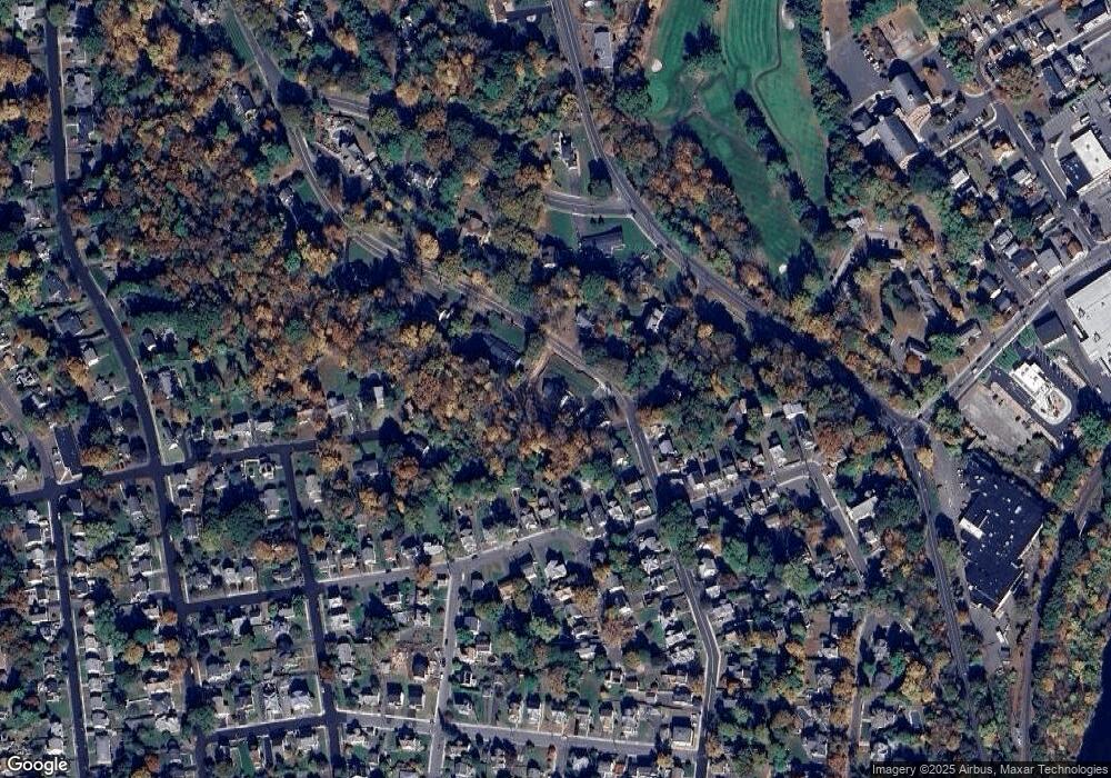 402 Hillside Ave, Naugatuck, CT 06770 - photo 1