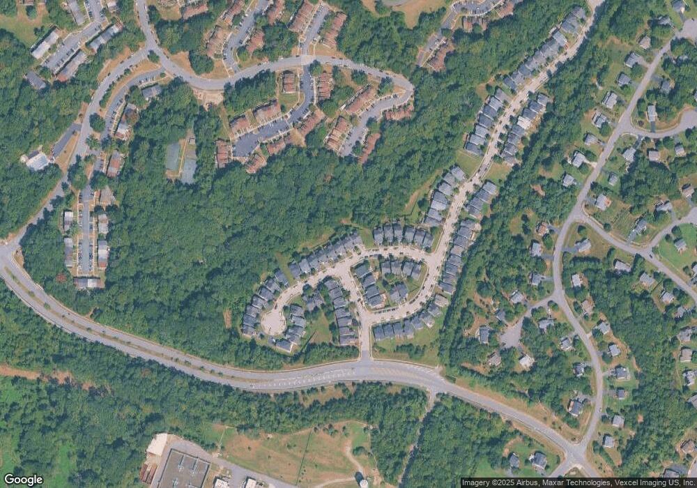 1726 Ann Scarlet Ct, Woodbridge, VA 22191 - photo 1