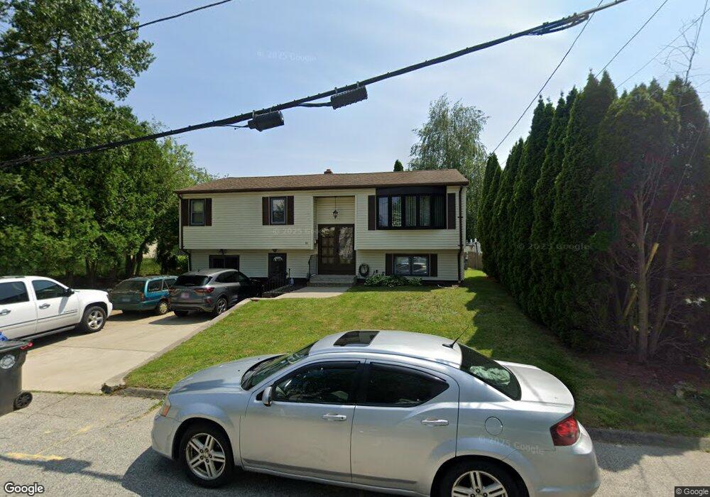 16 Hyde St, Cranston, RI 02920 - photo 1