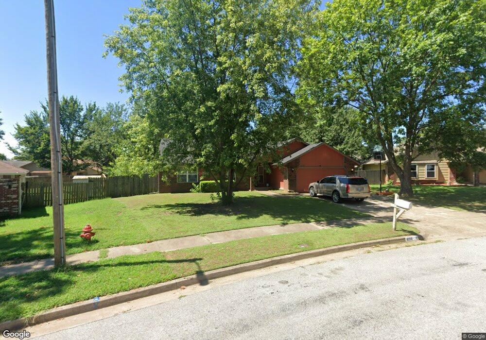 4108 S Poplar Ave, Broken Arrow, OK 74011 - photo 1