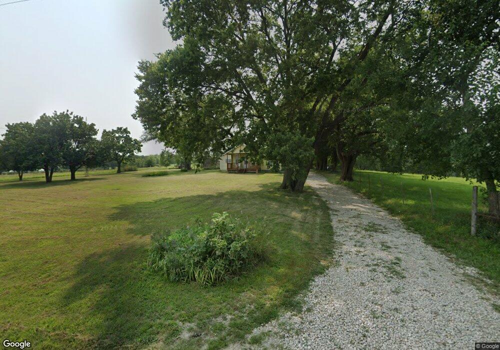 1849 E 950th Rd, Lawrence, KS 66049 - photo 1