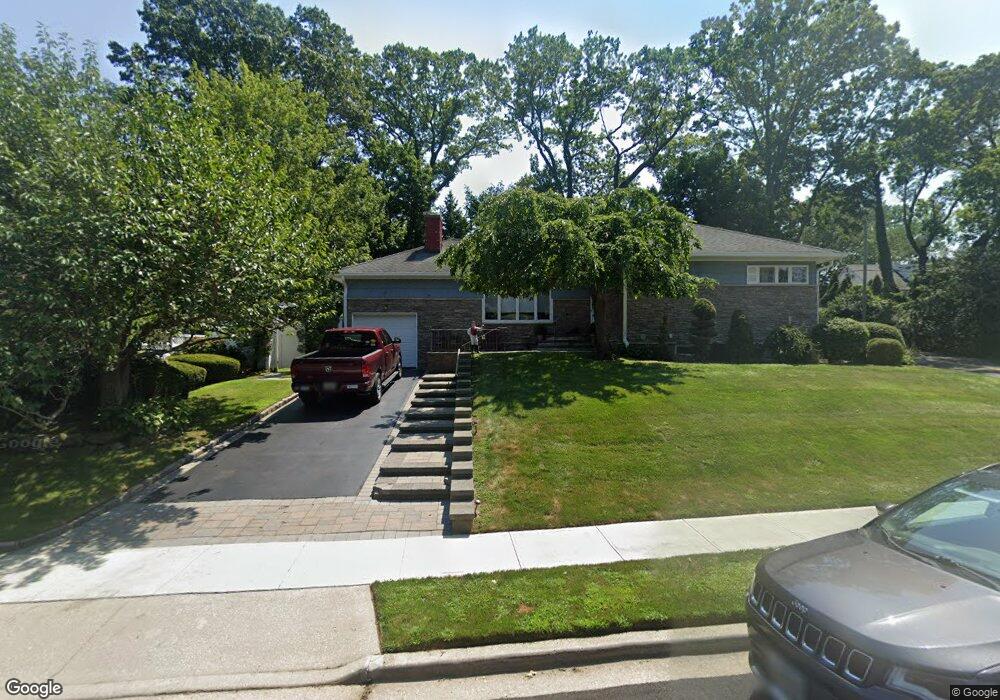 90 Plymouth Dr N, Glen Head, NY 11545 - photo 1