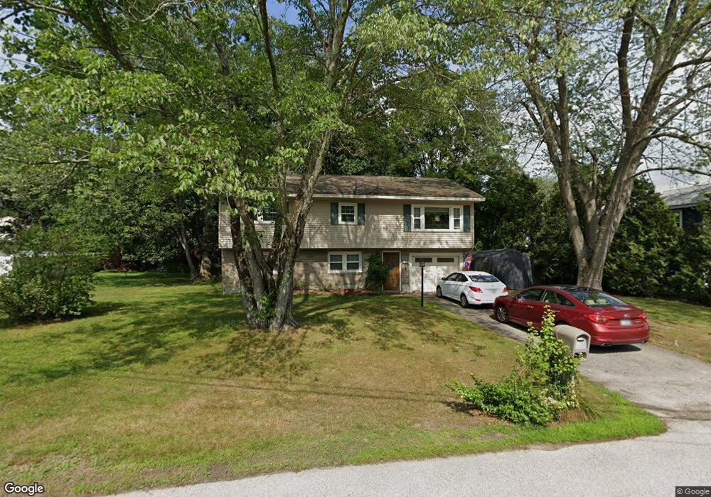 16 Lorraine St, Hudson, NH 03051 - photo 1