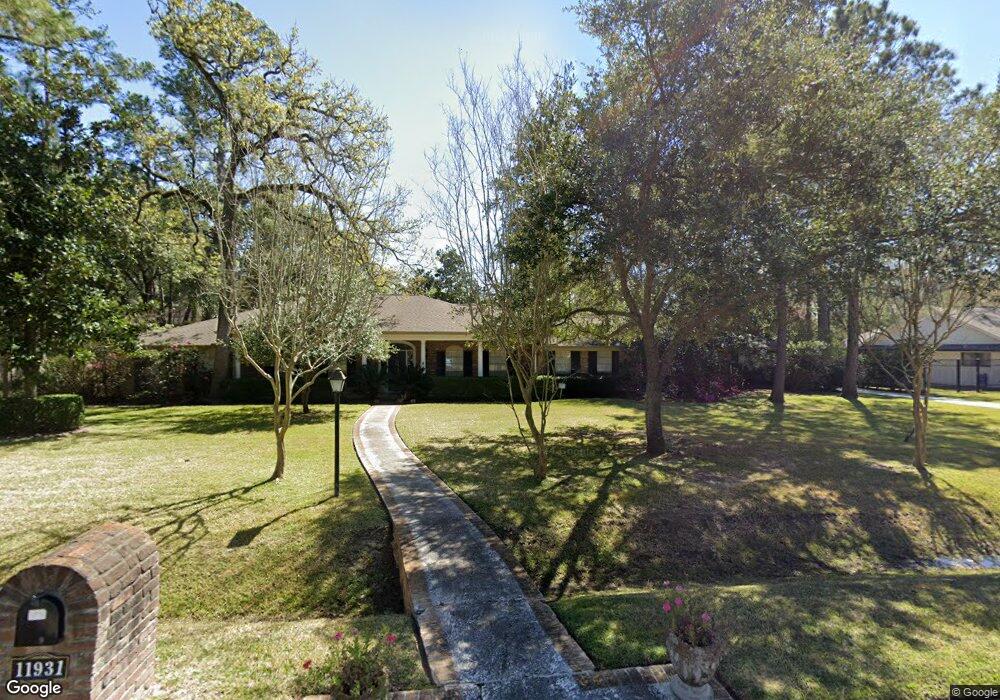 11931 Surrey Ln, Houston, TX 77024 - photo 1