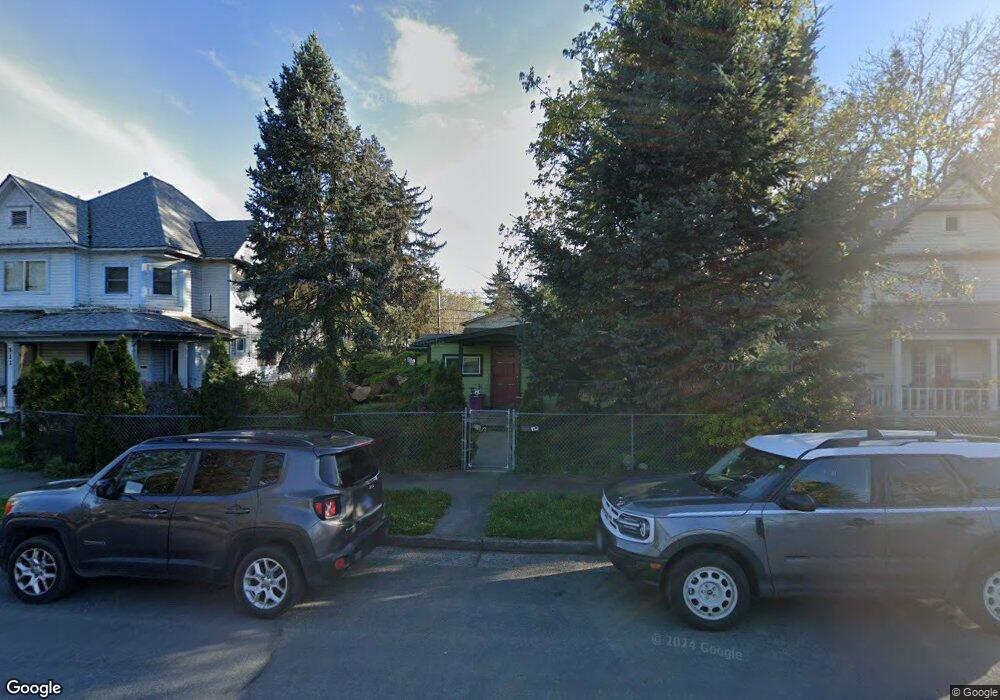 315 NW C St, Grants Pass, OR 97526 - photo 1