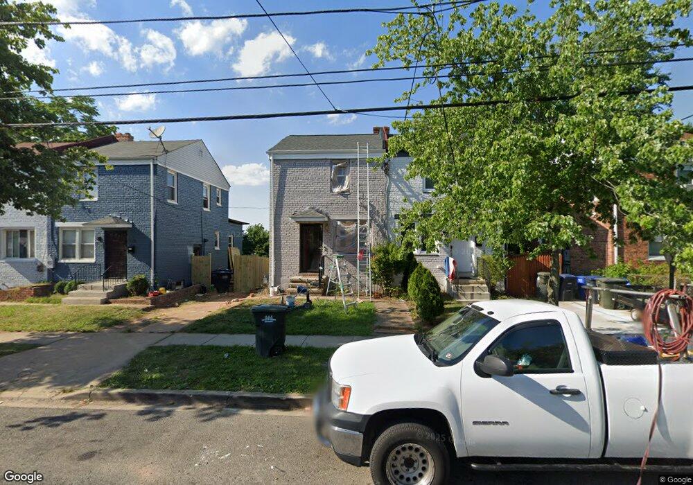 5518 B St SE, Washington, DC 20019 - photo 1