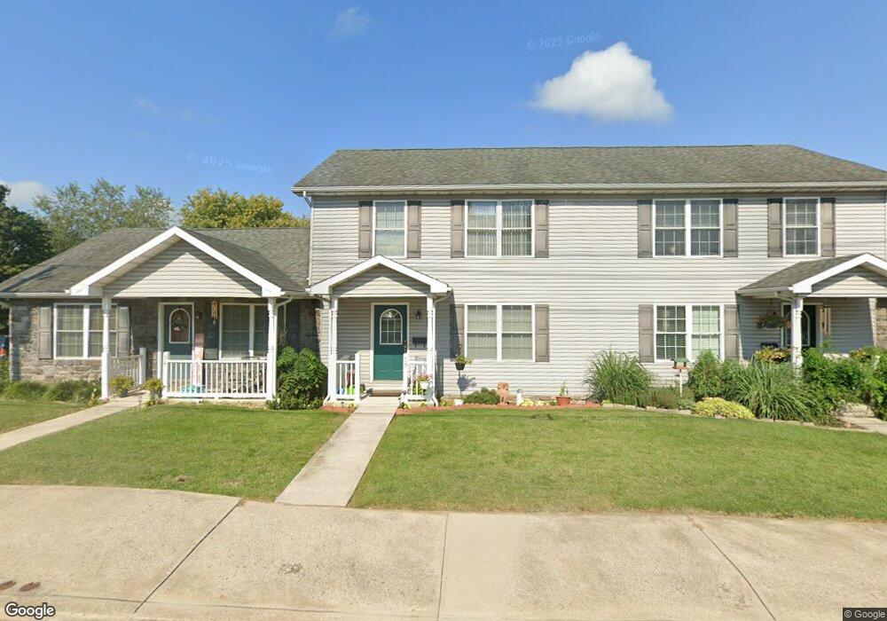 14 Fairview Ave unit 4, Waynesboro, PA 17268 - photo 1