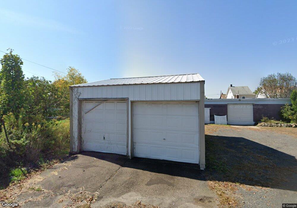 994 Penn Ct, Hazleton, PA 18201 - photo 1