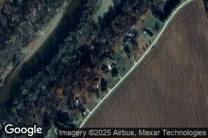 6671 N Vermillion Dr, Cayuga, IN 47928