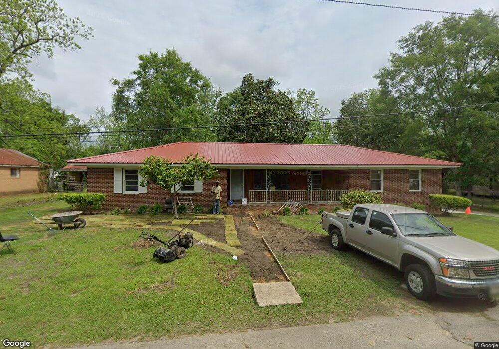 926 E Oconee St, Fitzgerald, GA 31750 - photo 1