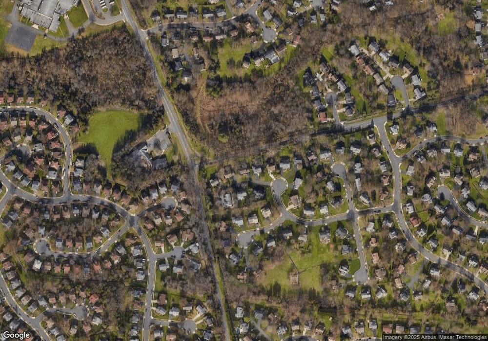 13522 Wisteria Way, Fairfax, VA 22033 - photo 1