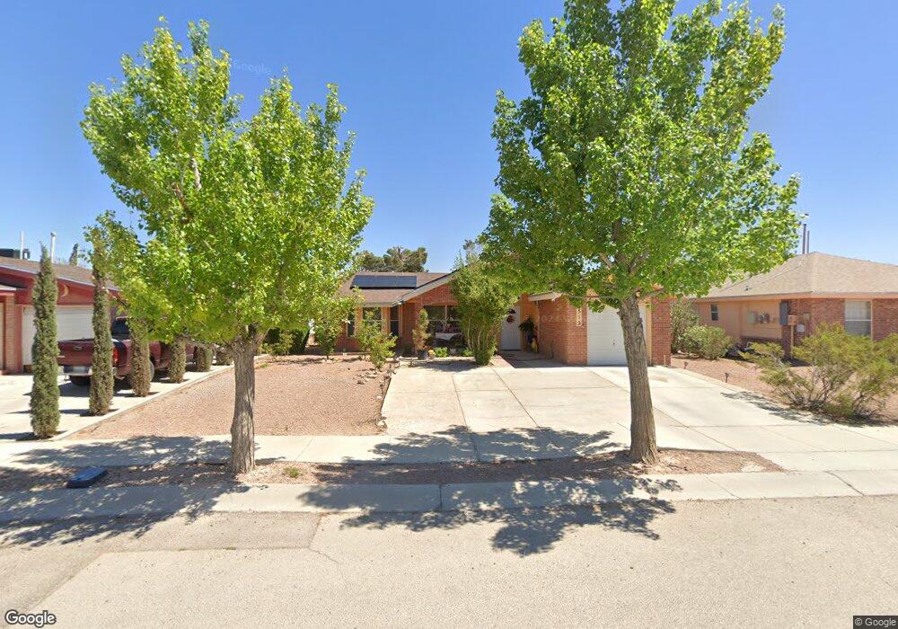 512 Lauren St, Horizon City, TX 79928 - photo 1